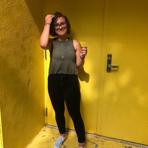 Meet your Posher, Elliana